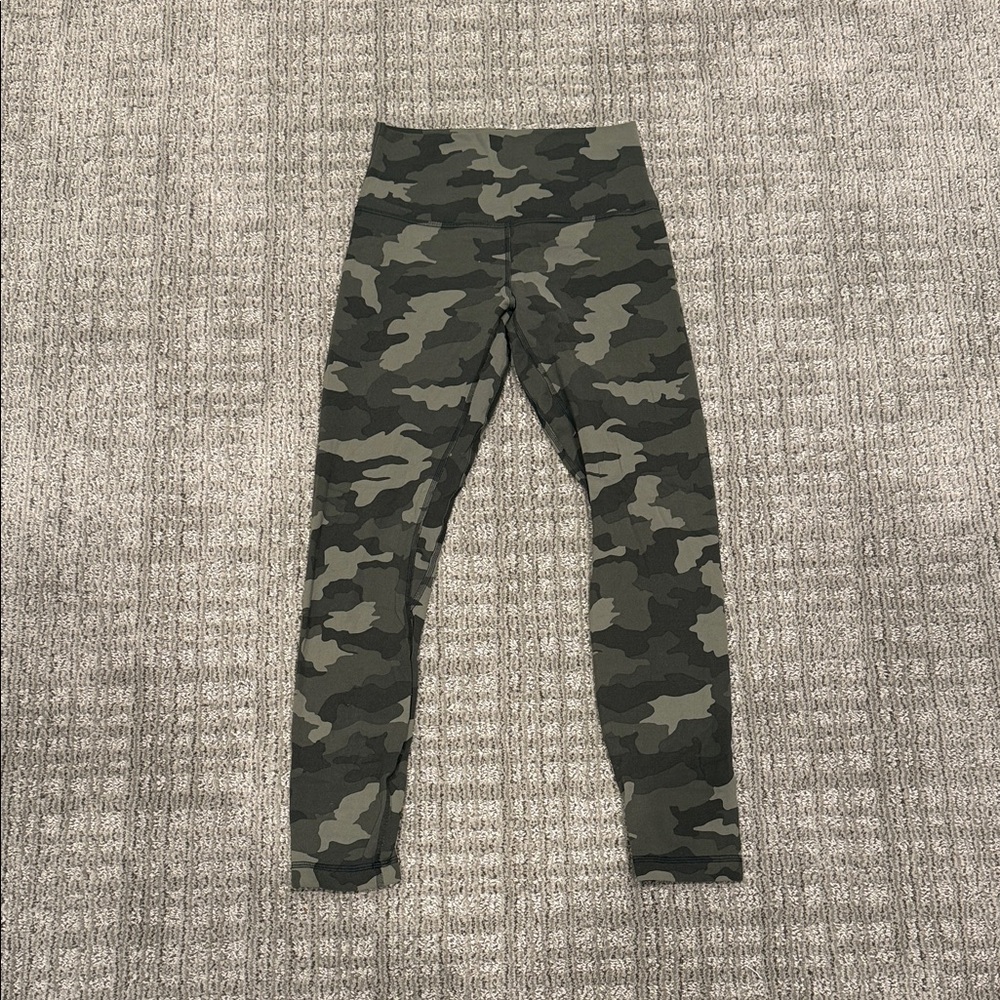 Women’s align lululemon Camouflage Leggings